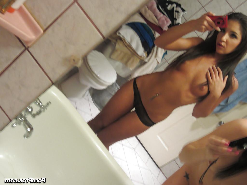 16P Lesbian beauties Giselle Leon and Megan Piper posing in a mirror