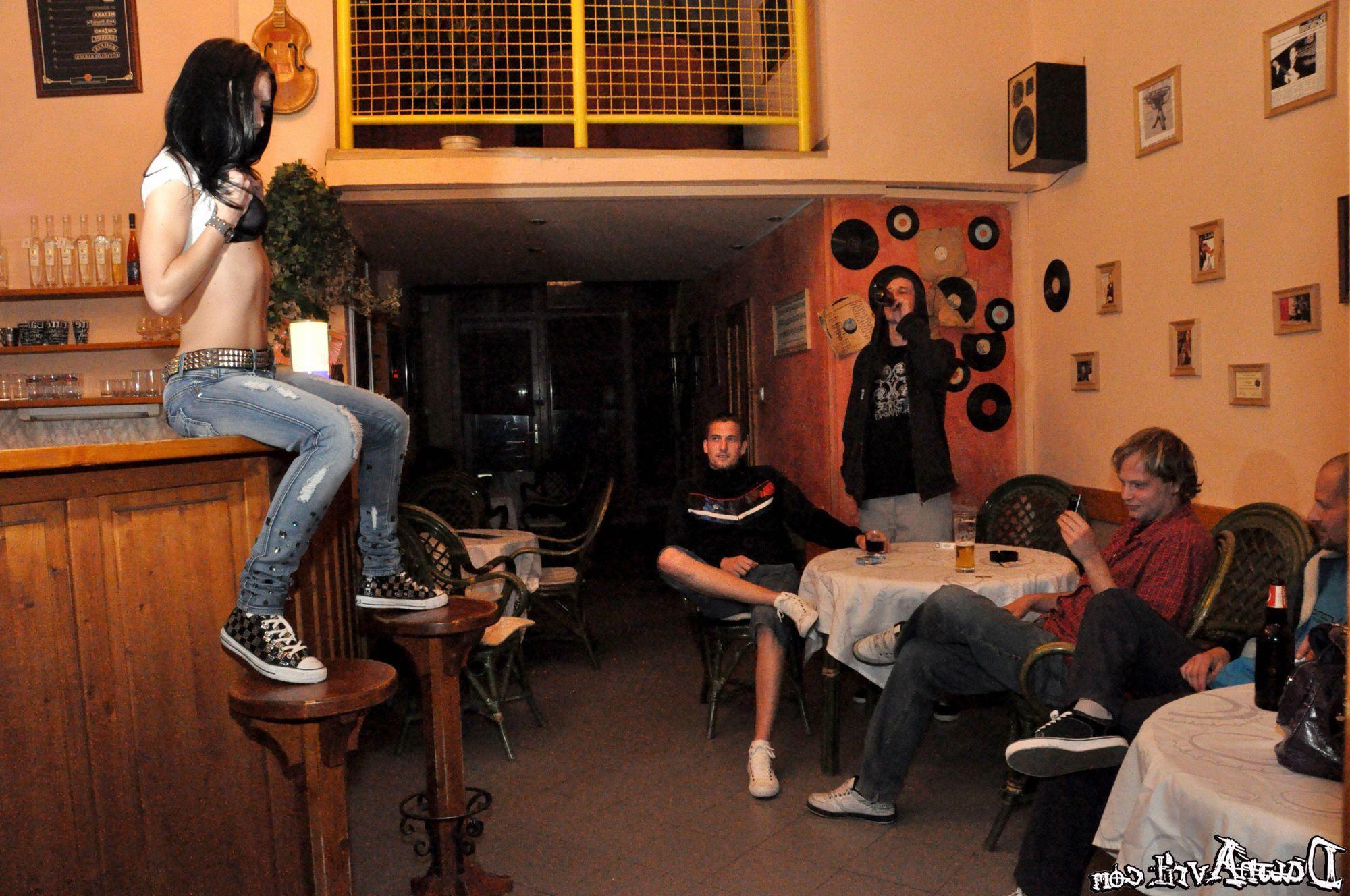 17P Pictures of teen hottie Dawn Avril giving a lap dance to her buddies