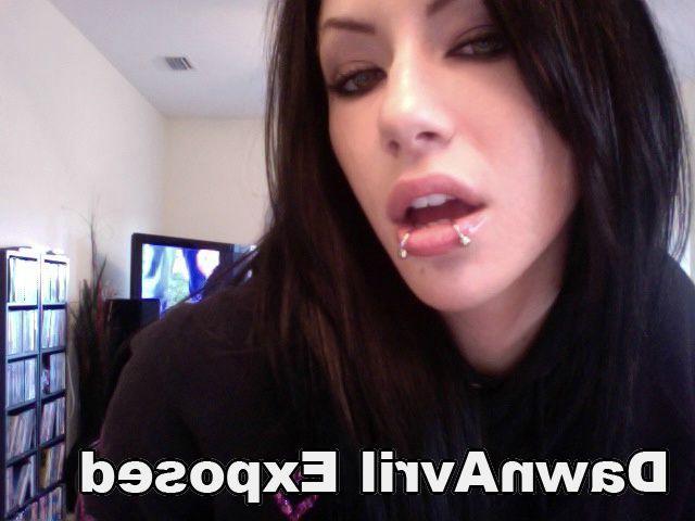 15P Pictures of Dawn Avril giving you hot candids and selfpics