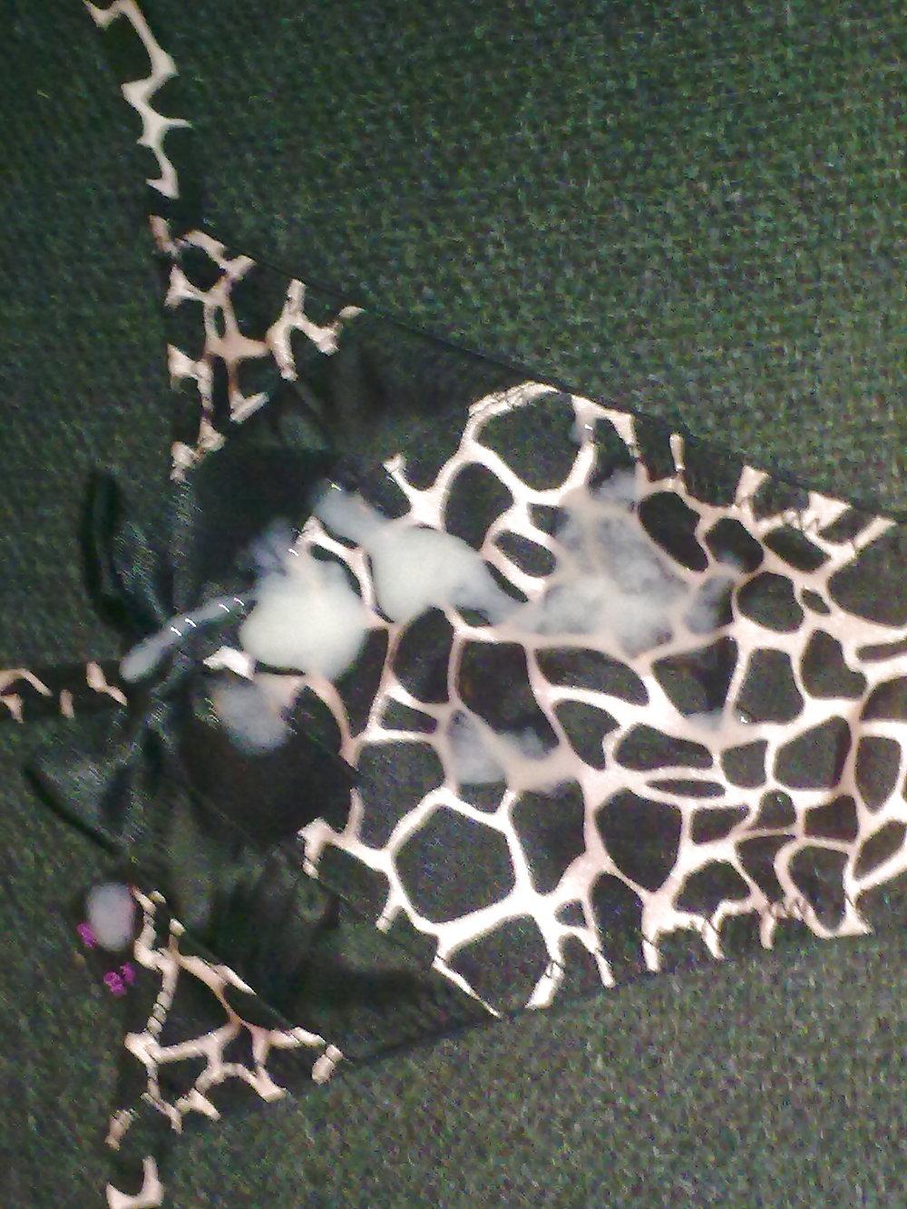 20P Nice tight printed LaSenza Thong