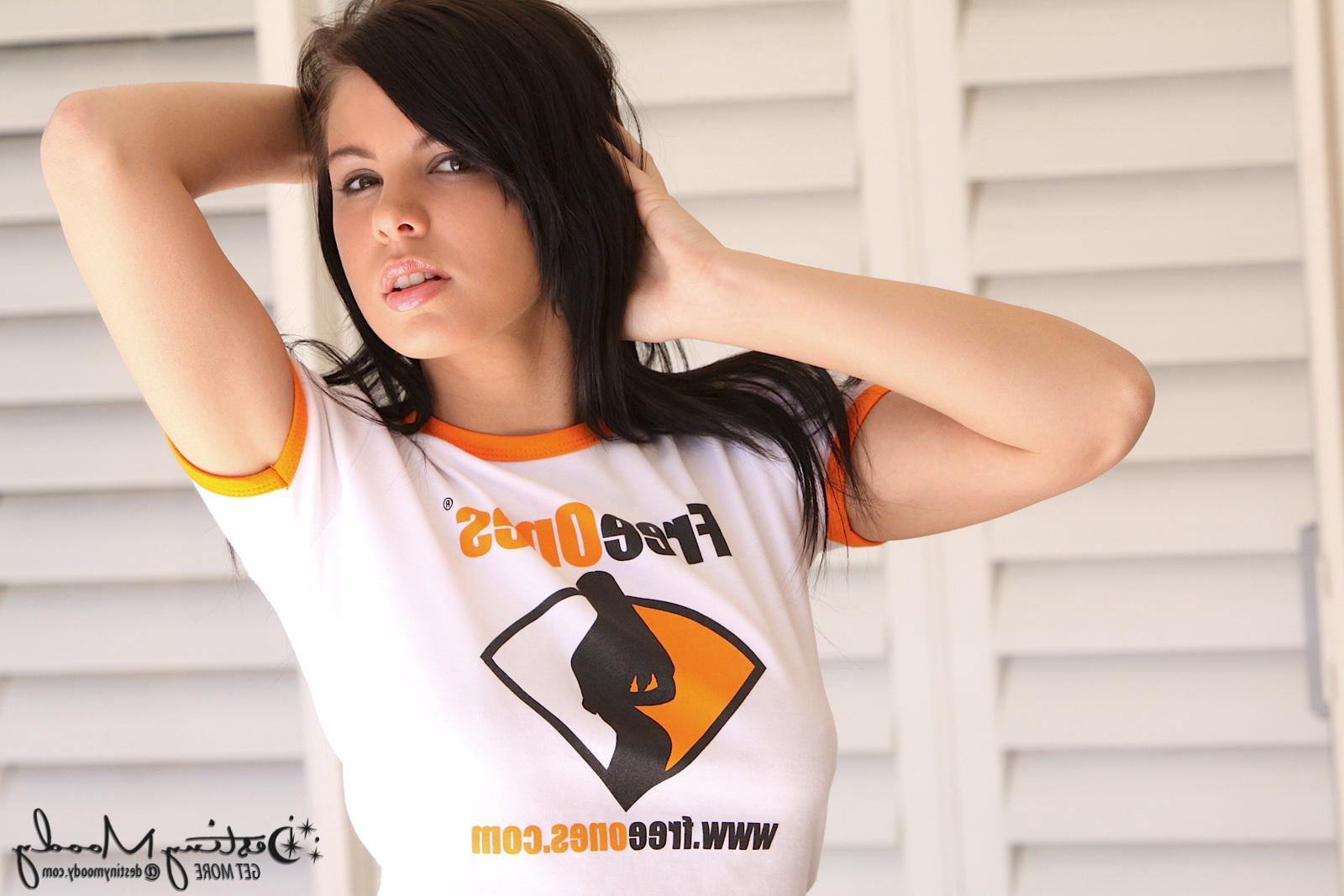 16P Destiny Moody strips and flashes in her white shirt and thong outside