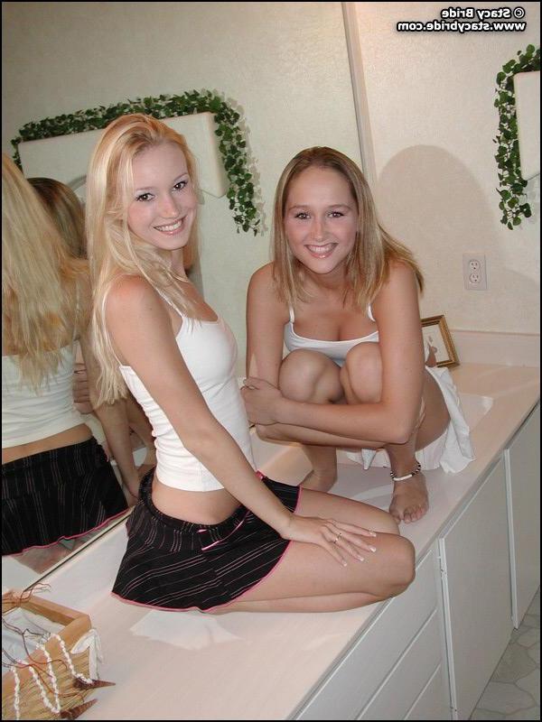 20P Aly and Stacy get naughty in the bathroom