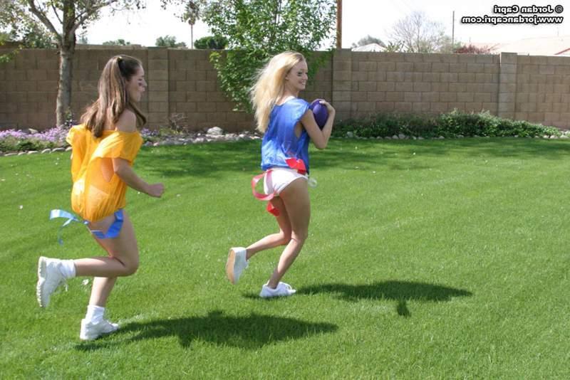 15P teen girls play outside
