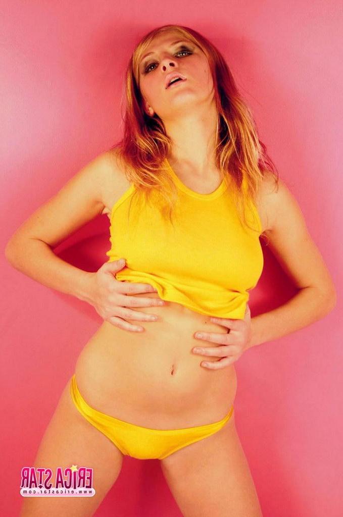 15P Pictures of teen model Erica Star giving you a hot nonnude tease