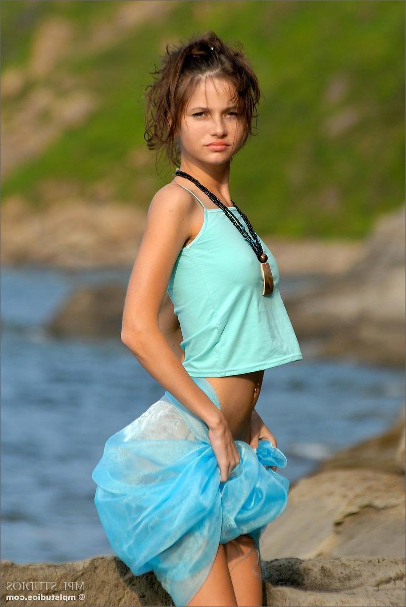 12P MPL Studios Presents Anya in "Anyas Collectors Cut 1"