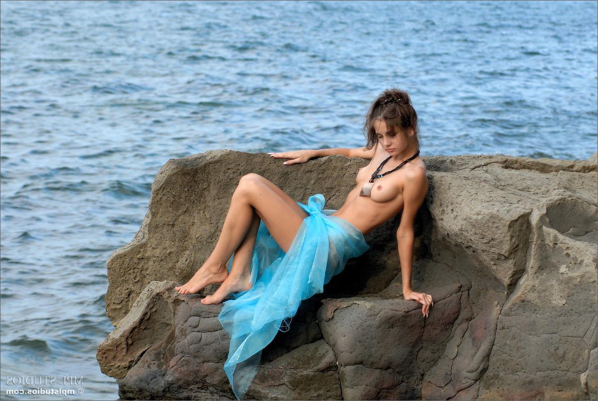 12P MPL Studios Presents Anya in "Anyas Collectors Cut 1"