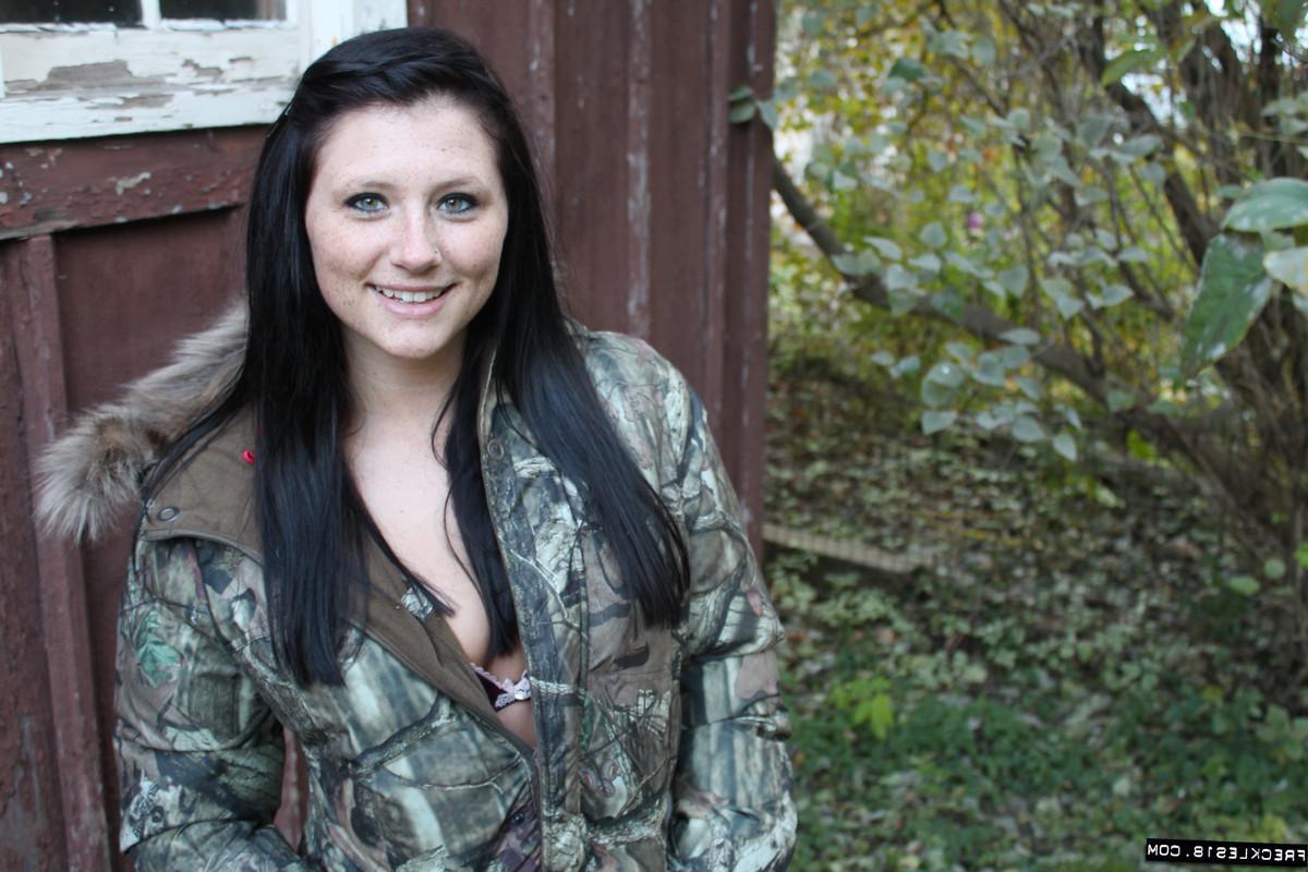 12P Freckles 18 puts on her sexy army camo jacket and teases outside