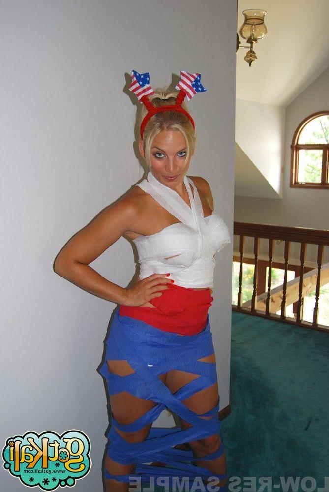 15P Pictures of teen model Got Kali having a wild 4th of July