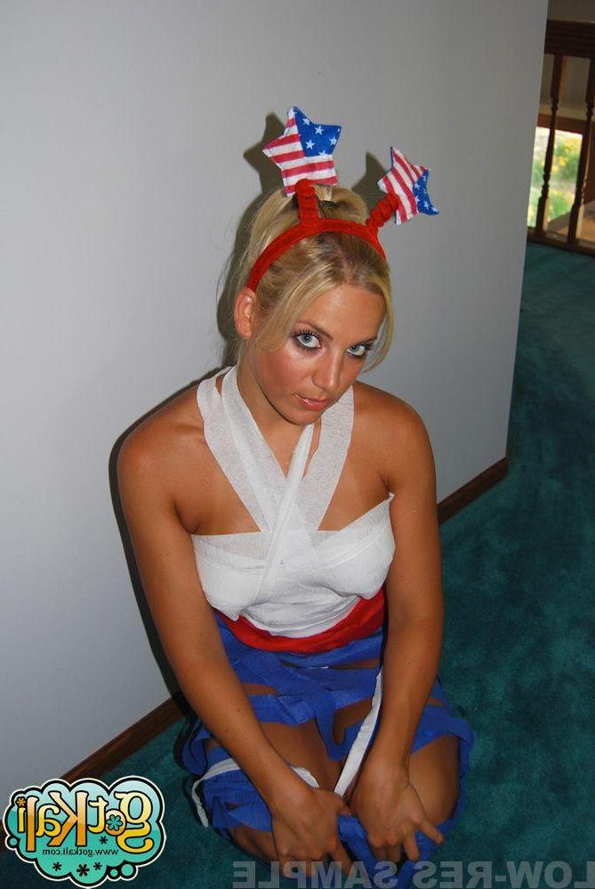 15P Pictures of teen model Got Kali having a wild 4th of July
