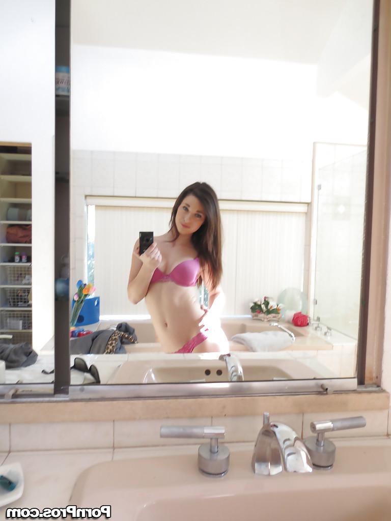 16P Beautiful teen Lacey Channing making photos without clothes