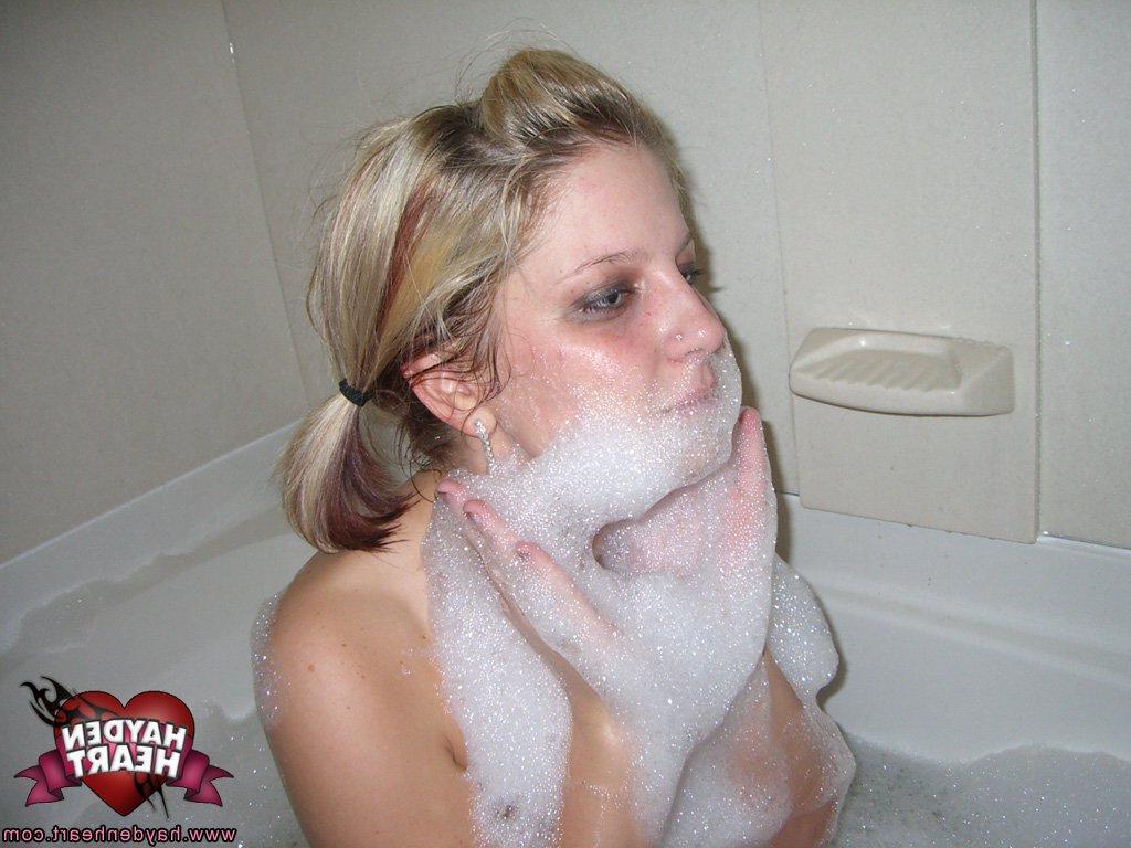 16P Pictures of teen nympho Hayden Heart getting all wet for you
