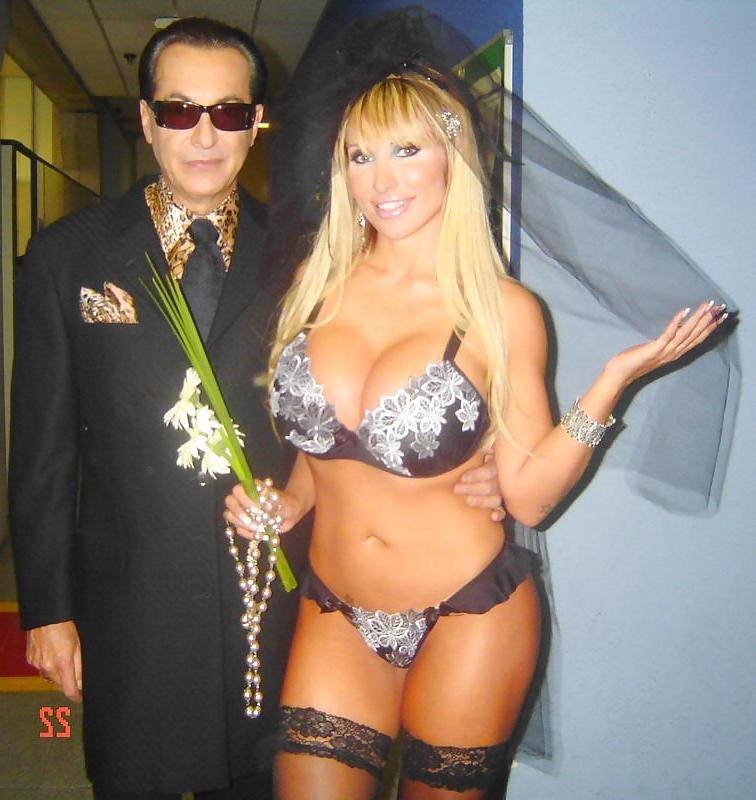 25P Sabrina Boing Boing Brazilian Big Tits 
