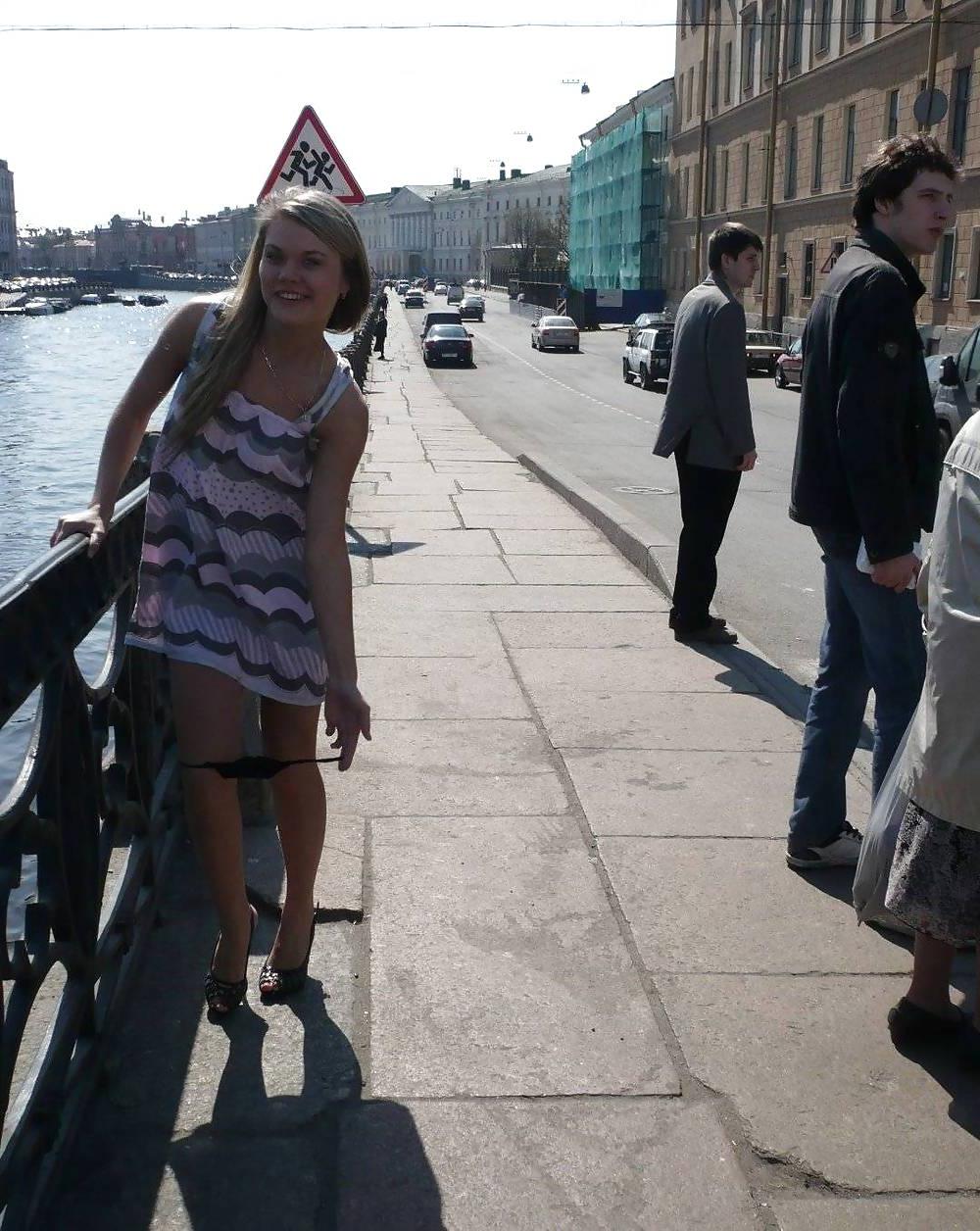25P Hotlegs-miniskirt babe90