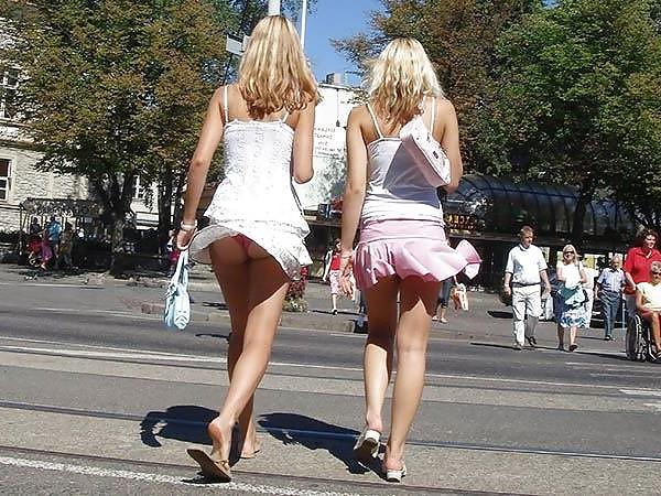 19P Teen in outrageous miniskirt