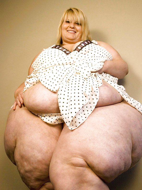 16P Big fat legs