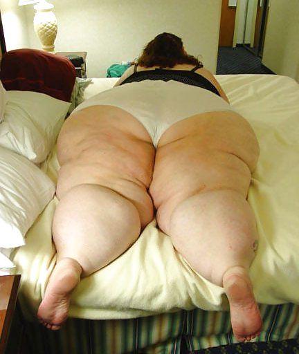 16P Big fat legs