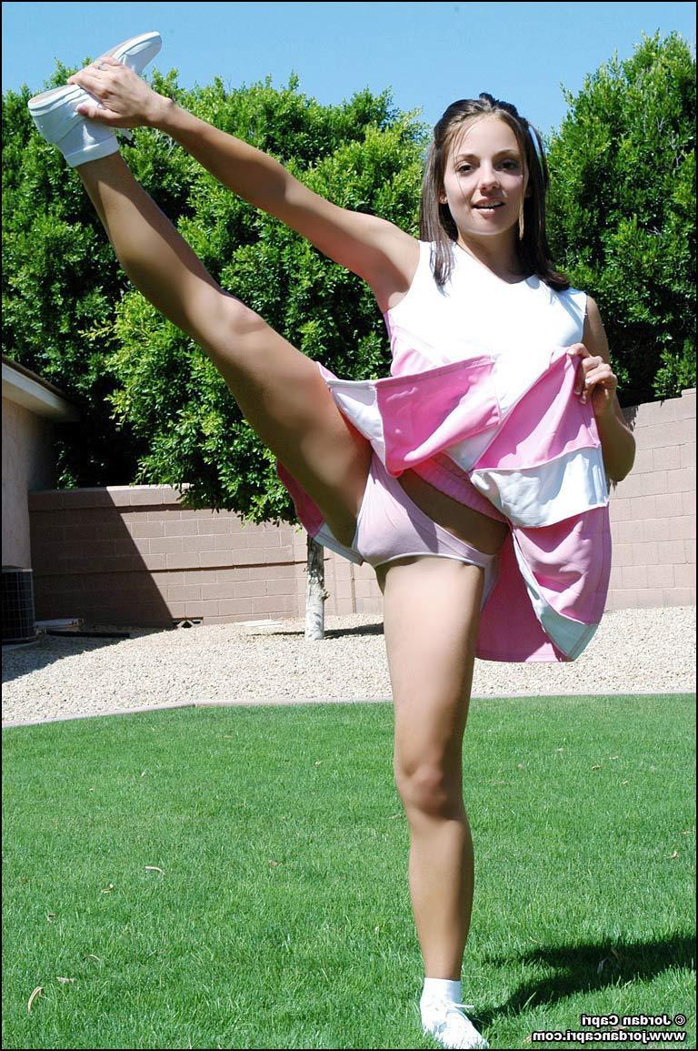 20P Pictures of teen hottie Jordan Capri doing a cheer outside