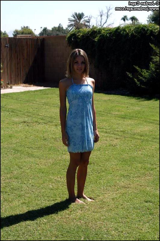 19P Pictures of teen model Jordan Capri looking pretty outside