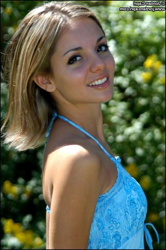 19P Pictures of teen model Jordan Capri looking pretty outside