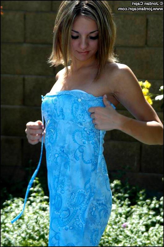 19P Pictures of teen model Jordan Capri looking pretty outside
