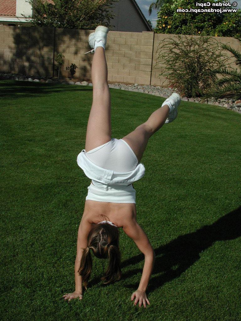 20P Cheerleader Jordan Capri cheers with no panties on