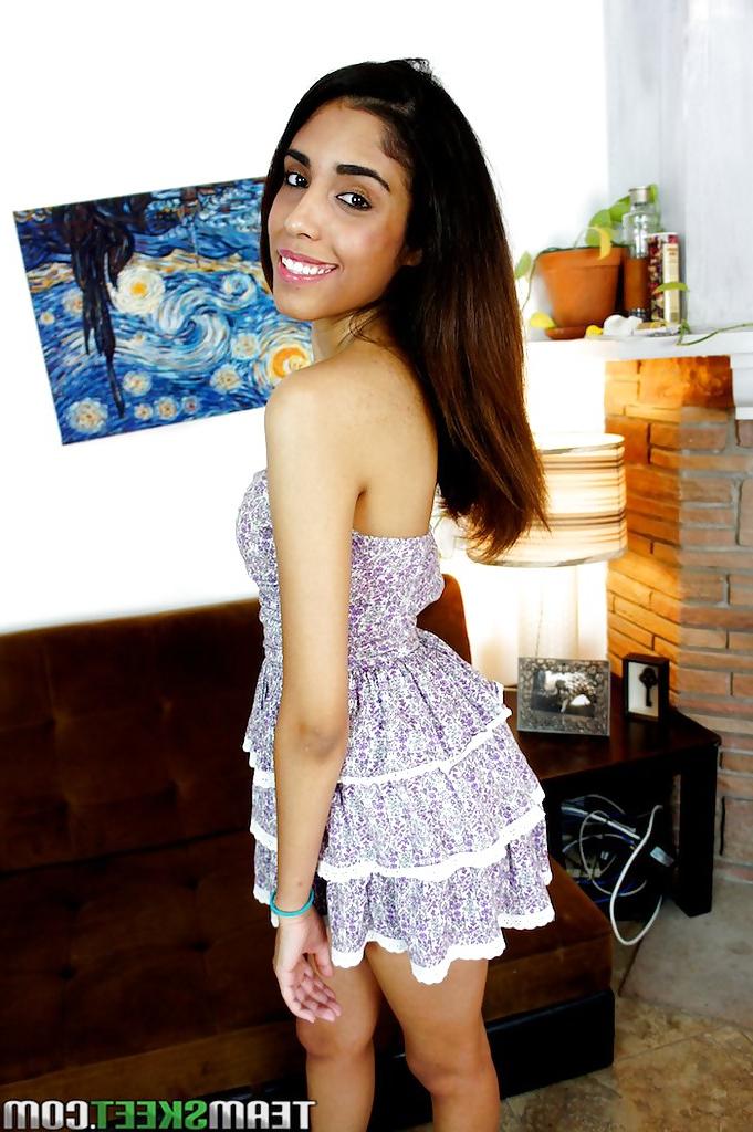 16P Lean and thin brunette Selma is looking forward to new sexy experience