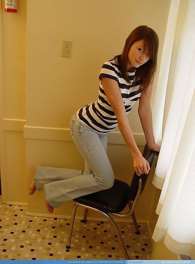 20P Pictures of teen cutie Josie Model exposing her titties