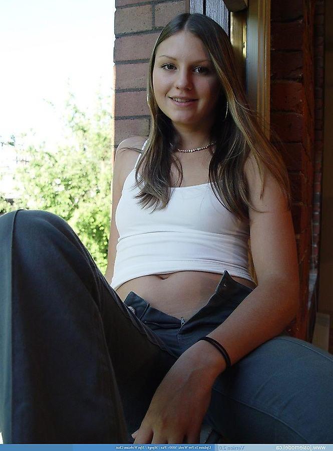 20P Pictures of Josie Model being a cock-tease