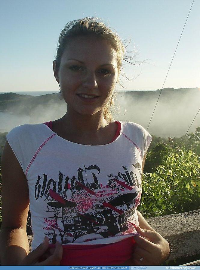 20P Pictures of Josie Model being a cock tease outside