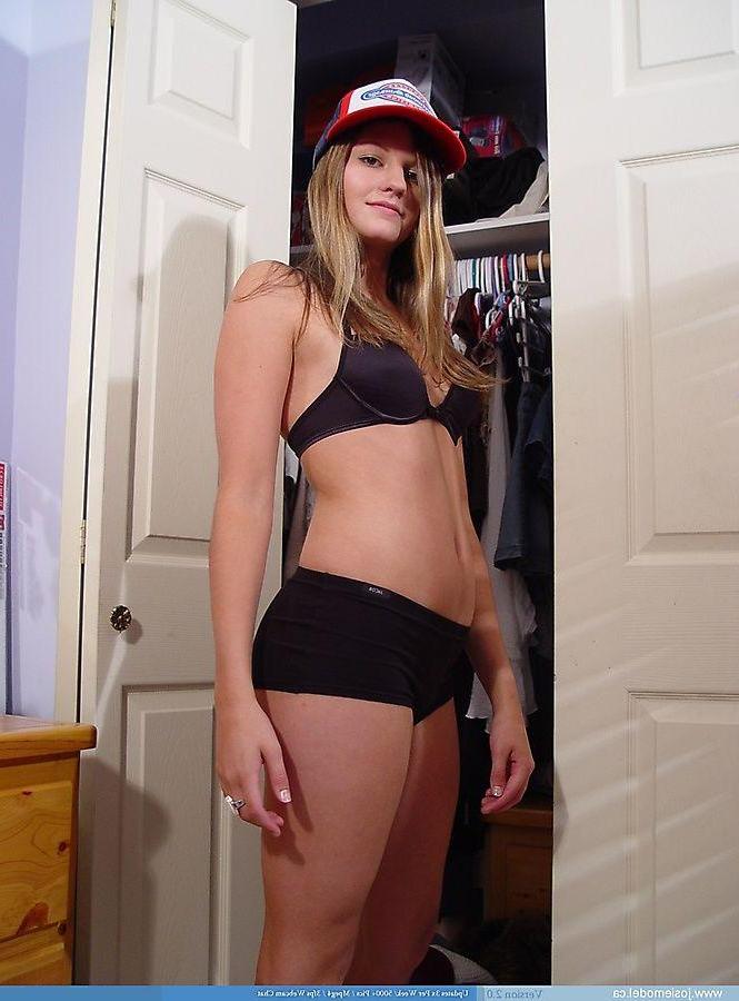 20P Pictures of Josie Model trying on her hats