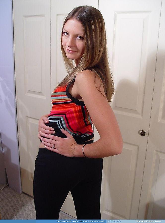 20P Pictures of teen Josie Model teasing your cock