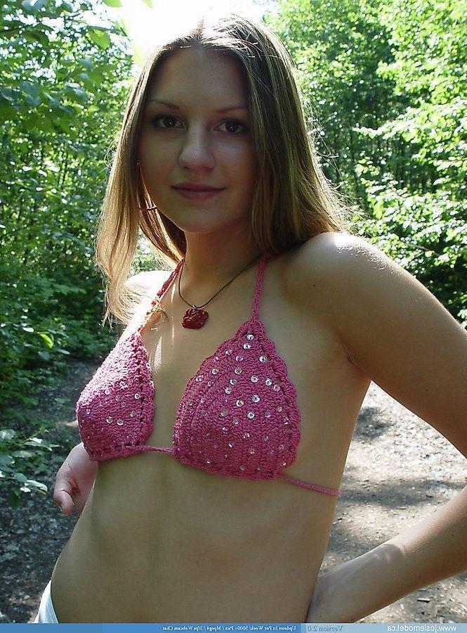 20P Pictures of teen cutie Josie Model exposing her tits outside