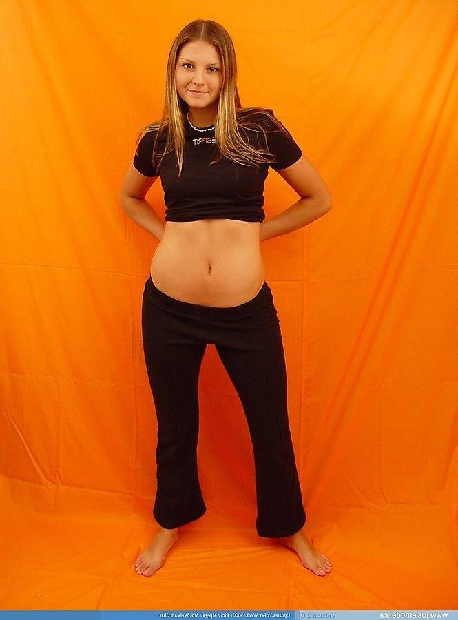 20P Pictures of teen Josie Model removing her top for you