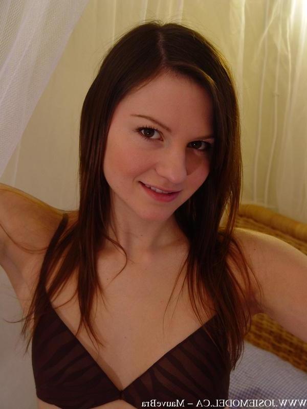 20P Pictures of Josie Model showing you her small tits