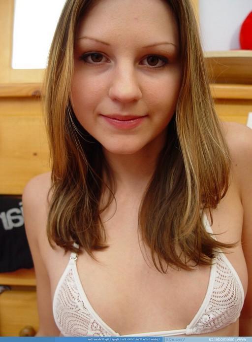 15P Josie model in hot lingerie