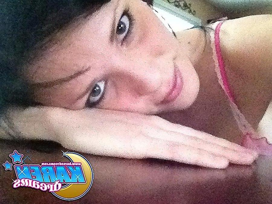 20P Pictures of Karen Dreams taking hot pics of herself in pink lingerie