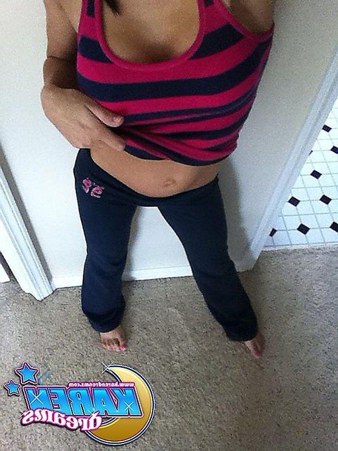 20P Pictures of teen Karen Dreams giving you a sexy tease