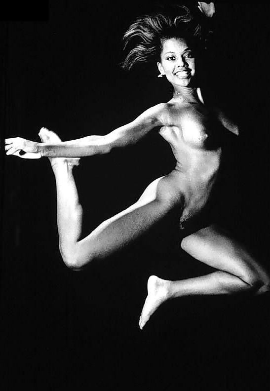 25P Vanessa Williams Glamour, Nude, Caps 
