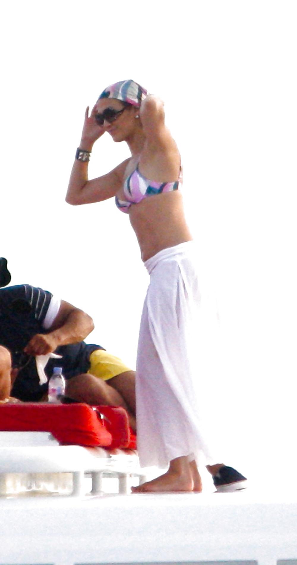 25P Jennifer Lopez Celebrating her birthday in Miami BIKINI Top