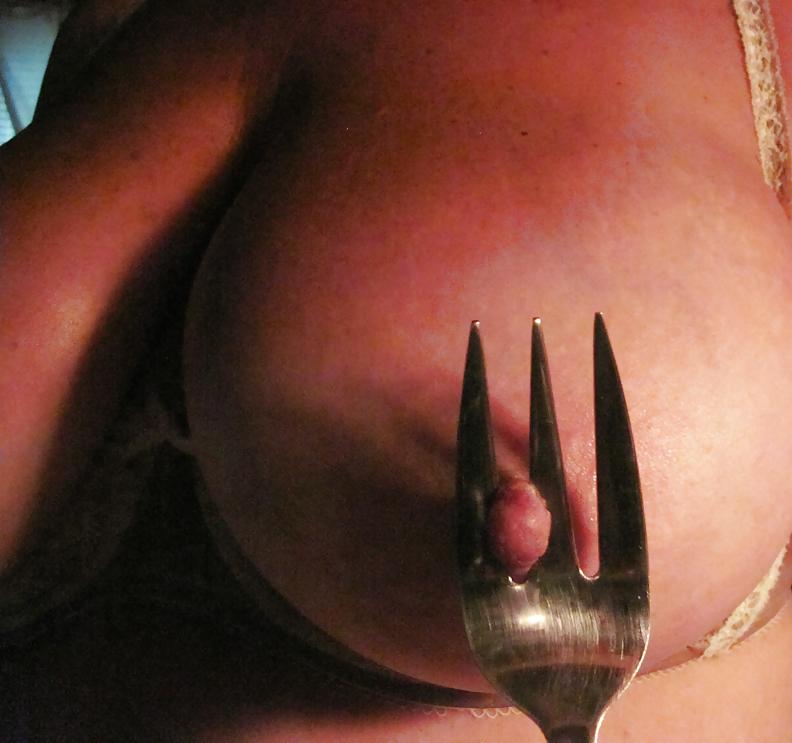 25P Nipple play