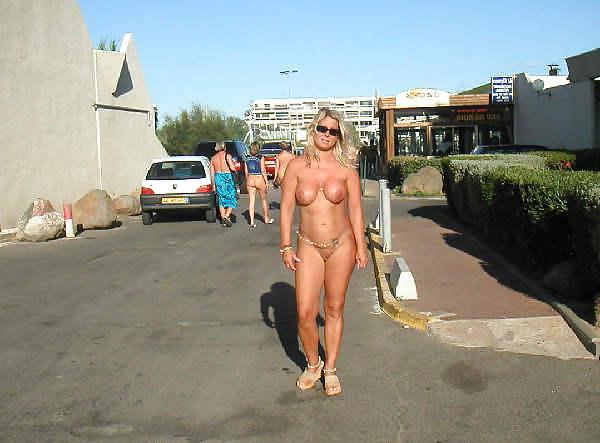 14P Cap d'Agde summertime