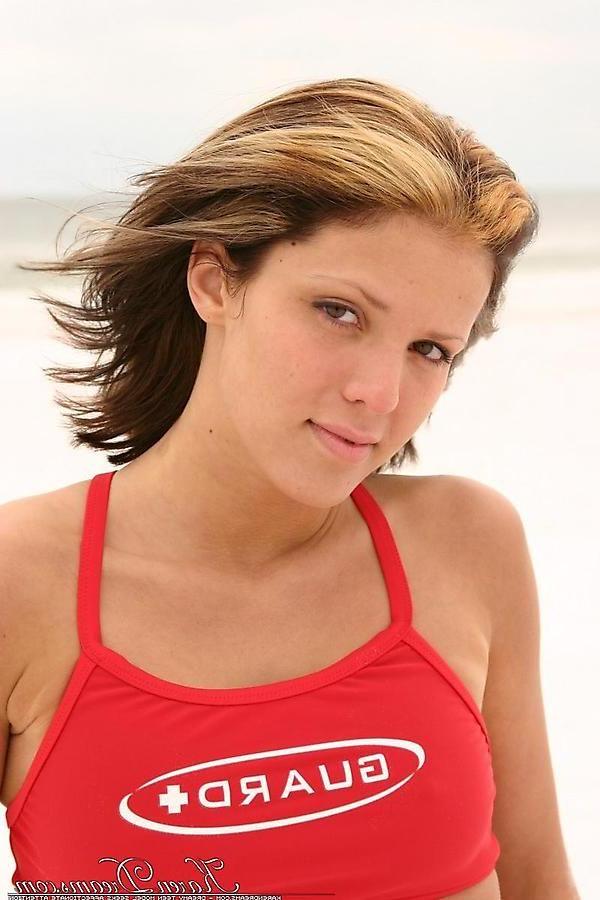 20P Pictures of teen Karen Dreams teasing in a bikini