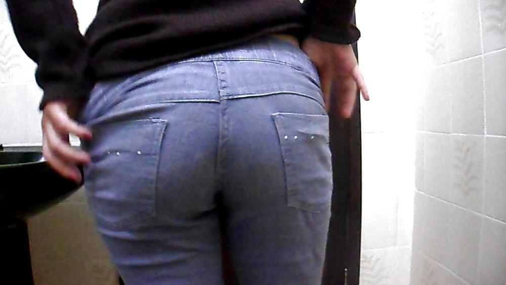12P Wife jeans ass