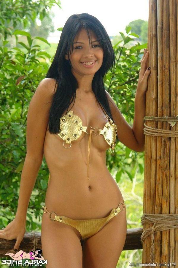 15P Pictures of teen slut Karla Spice flaunting in a bikini