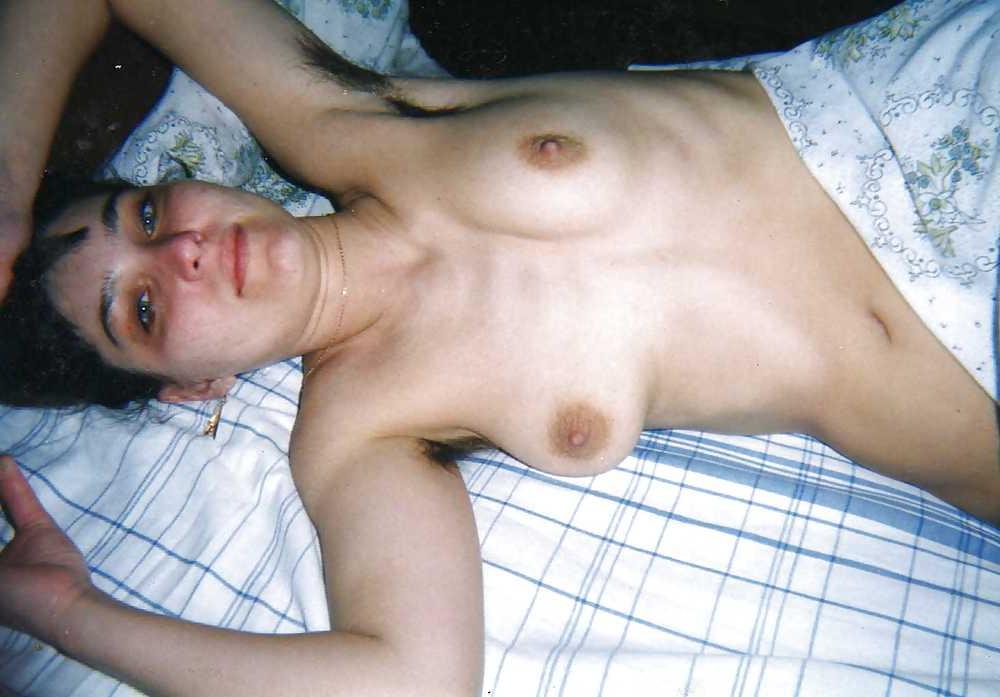 12P Serbian milf with hairy pussy and armpit