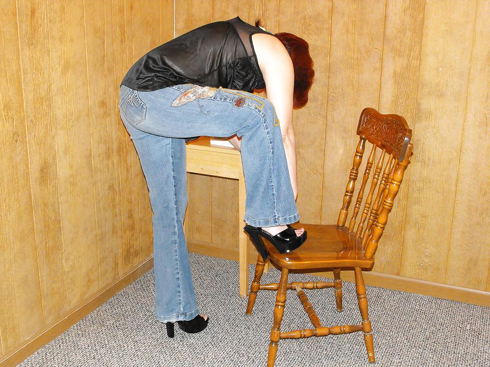 25P Some more girls in jeans