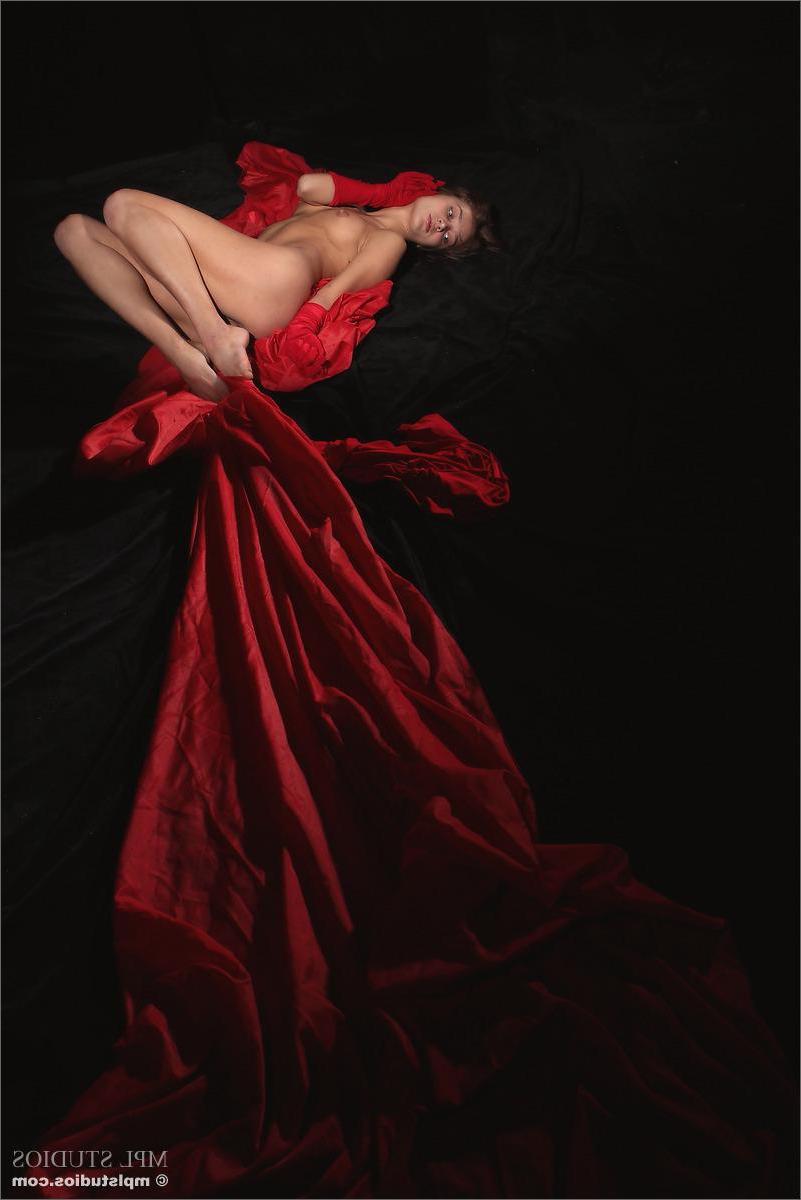 12P MPL Studios Presents Lera in "Art Of The Dance"