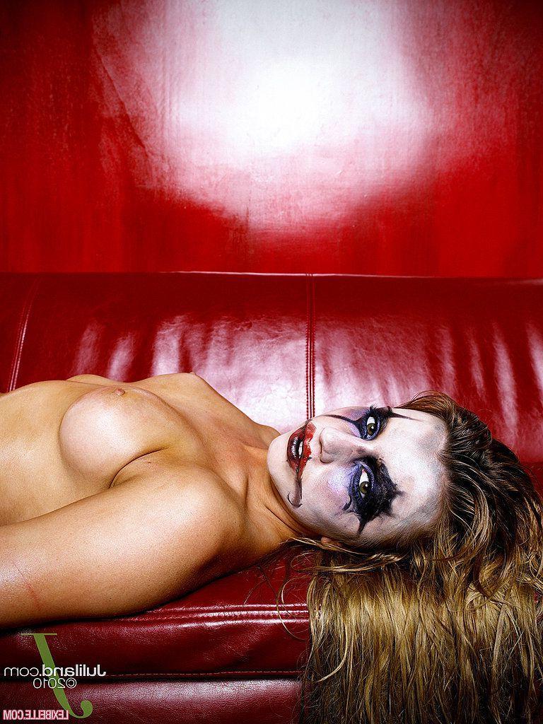 15P Pictures of teen Lexi Belle giving you some scary pussy