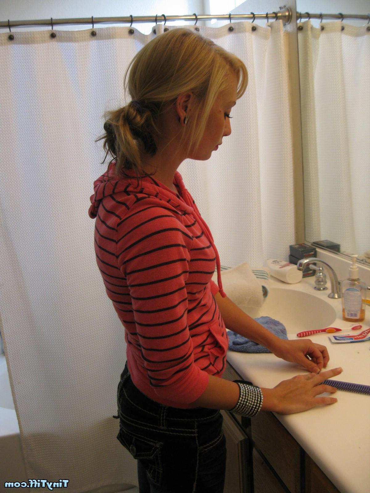 16P A behind-the-scenes peek at Tiff doing her hair