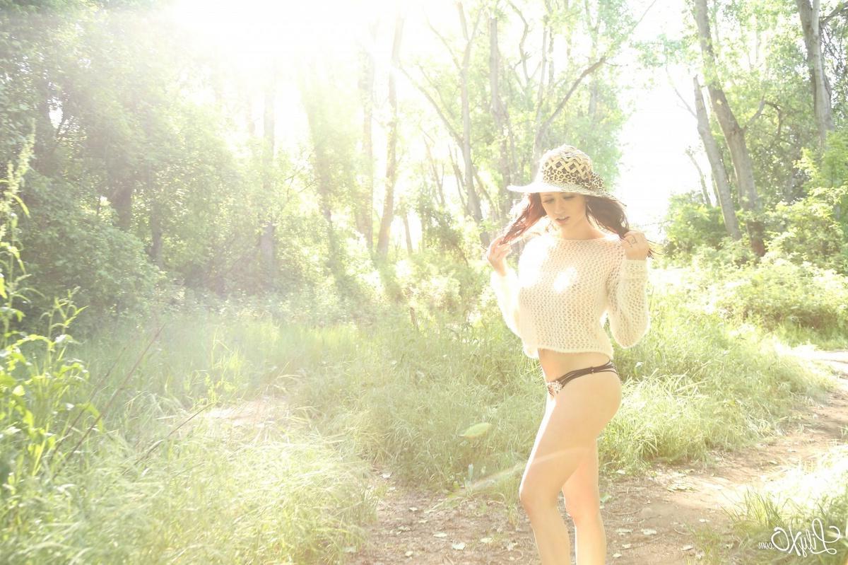15P Lily Xo strips and teases in her thong on safari